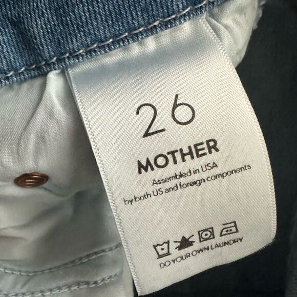 MOTHER Jeans Looker Undone Hem - Picture 7 of 7